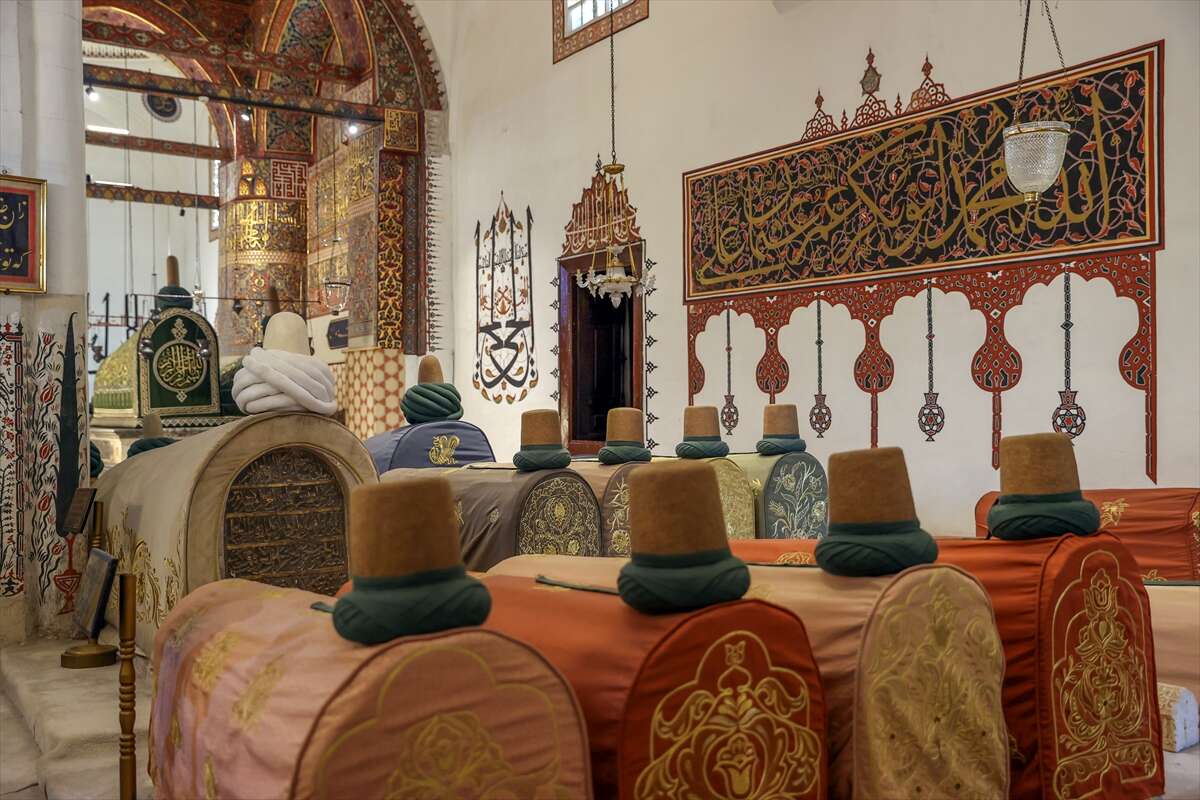 Dünyanın kalbi Konya’da atıyor! Bu yıl 2,7 milyon ağırlandı 24